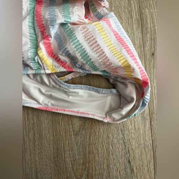 Vineyard Vines Women’s Seersucker Tie-Waist One-Piece Bathing Suit Stripes M - Picture 4 of 8